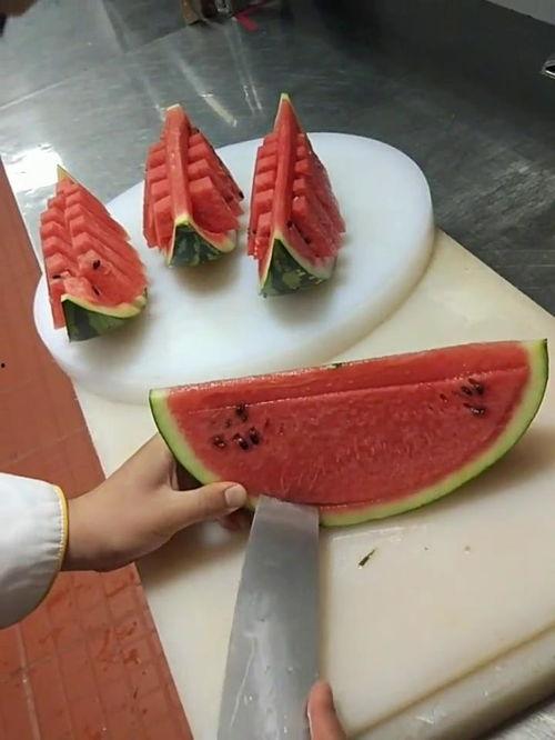 喜欢吃瓜群众的天使,揭秘那些热爱瓜子的甜蜜生活