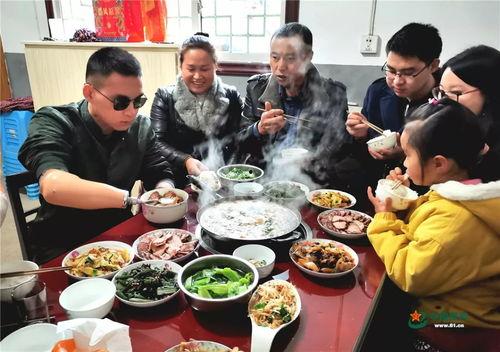 长沙一家人吃瓜群众,长沙一家人的瓜田奇遇记