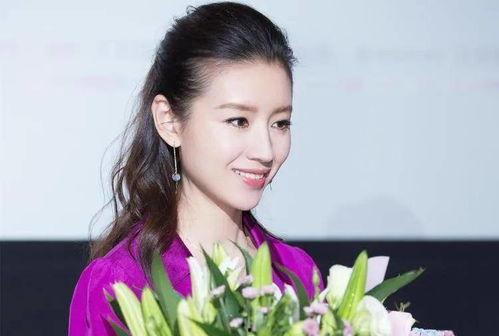 董洁现在的吃瓜群众,吃瓜群众热议,昔日女神如何度过风波